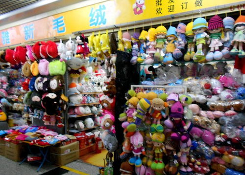 廣州小商品批發(fā)市場 全球貿(mào)易的活力樞紐與商貿(mào)新風(fēng)向
